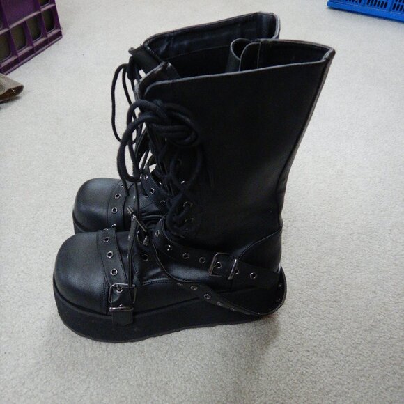 Demonia Shoes - Demonia Trashville 205 boots